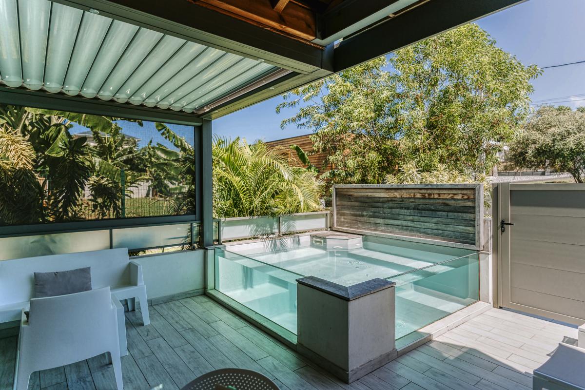 23.Habitation I'SEO_A louer avec piscine privée à Ste Anne Guadeloupe_Studio RDC